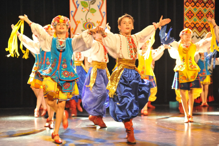 L’Ukraine rayonne au travers de la danse et du chant à Montaigu-Vendée