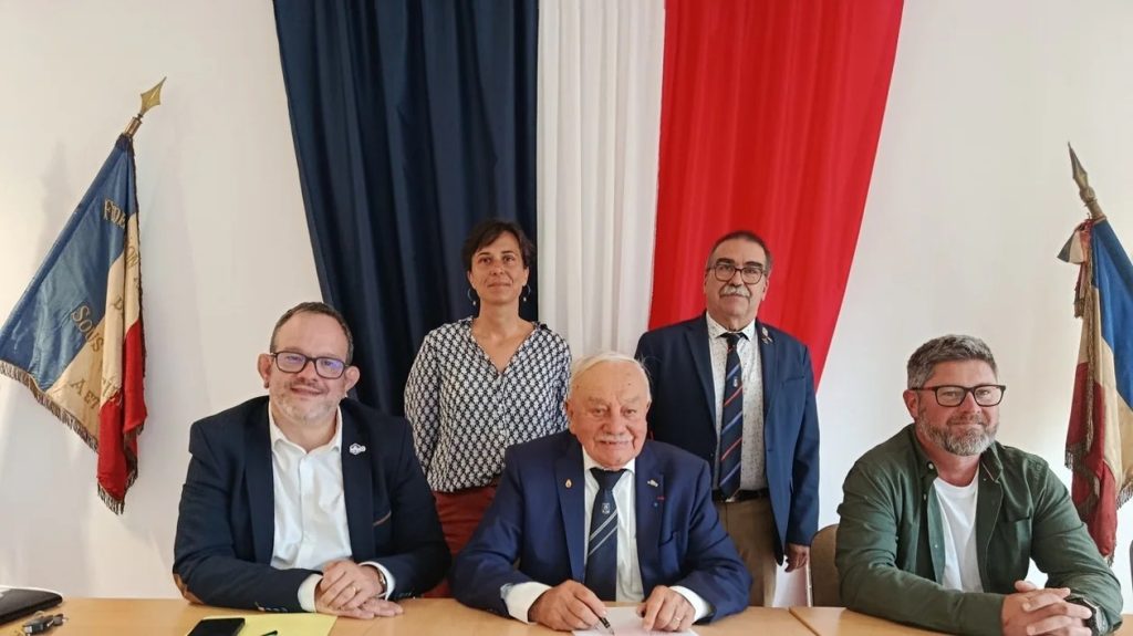 Samedi, lʼéquipe de France militaire de hand joue à La Roche pour les blessés