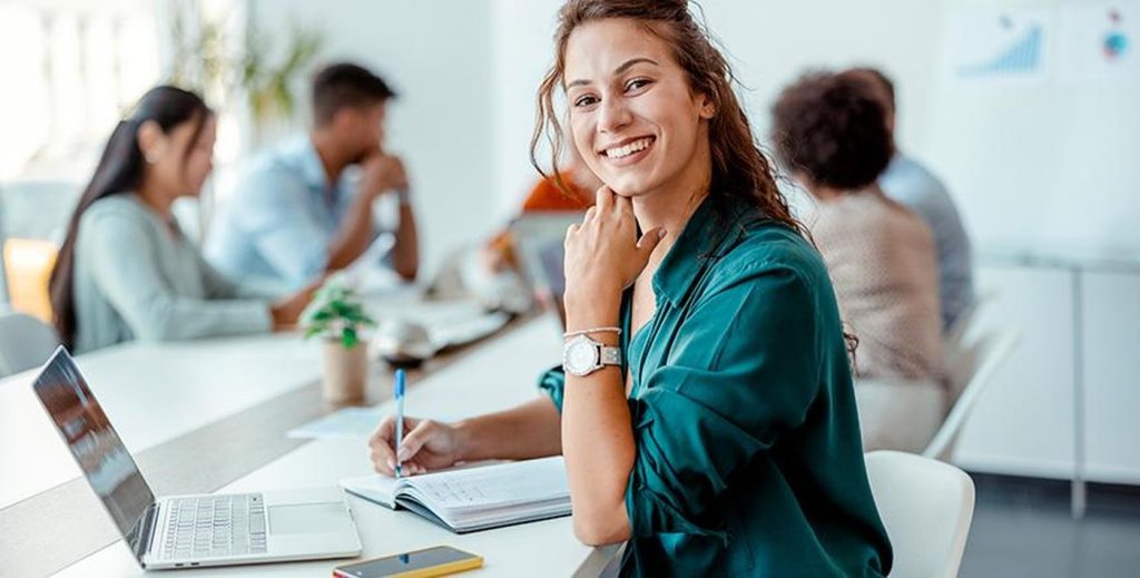 Secrétaires de mairie : la Vendée forme une première promotion face à la pénurie